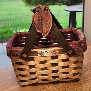 Small Longaberger basket